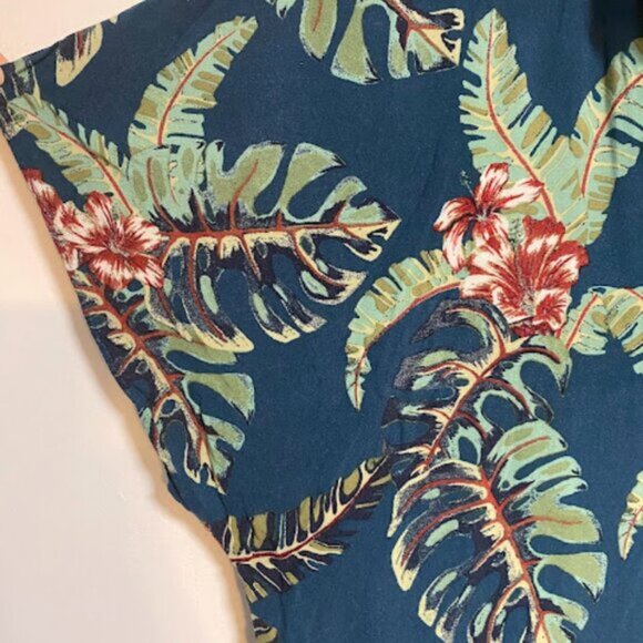 Wilfred Free Tropical Leaf Cropped Camp Shirt & Shorts Set Size M - Picture 10 of 15